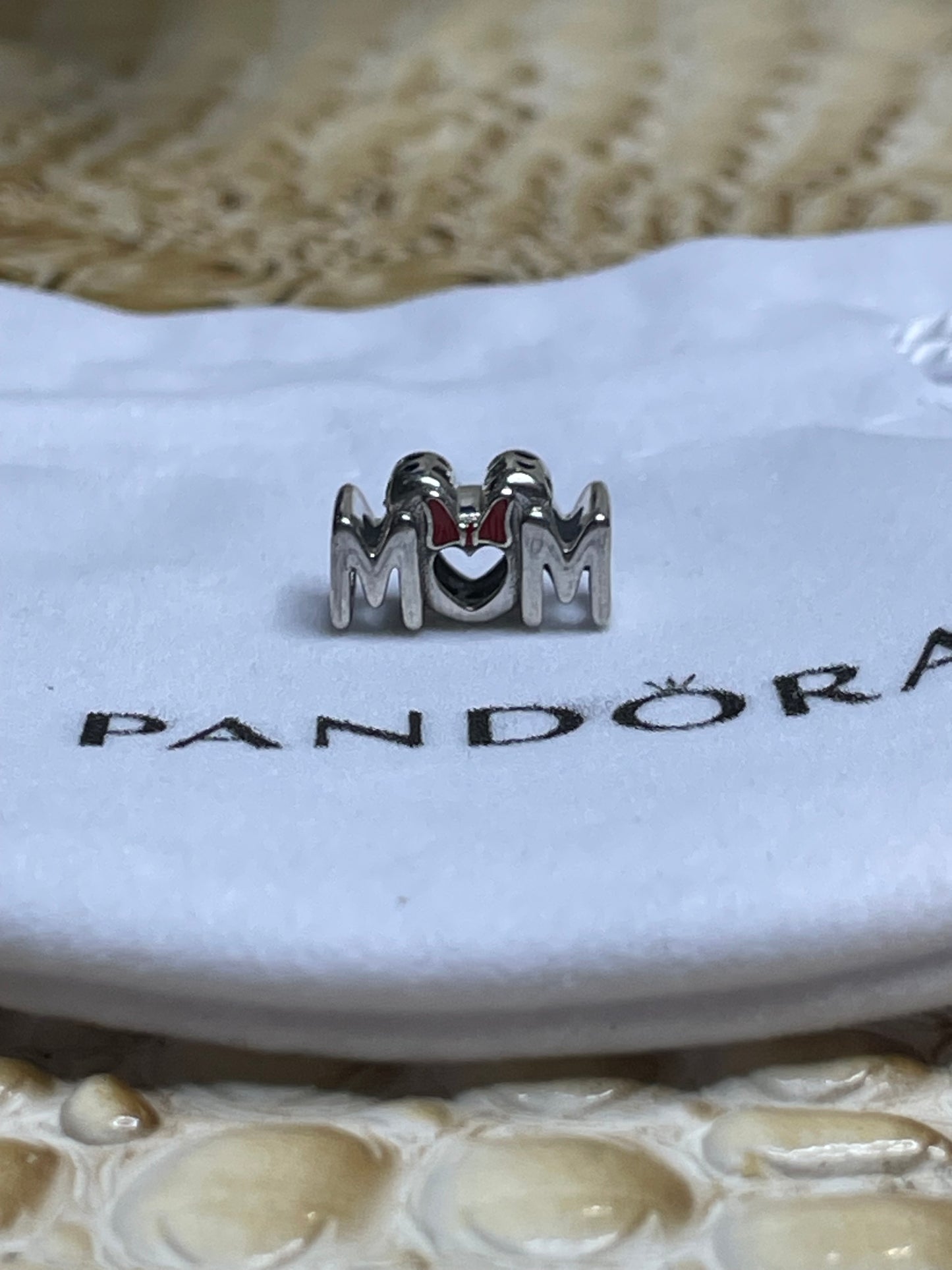 Authentic Pandora Disney Minnie Mouse Bow Mom Charm S925 ALE 799363C01