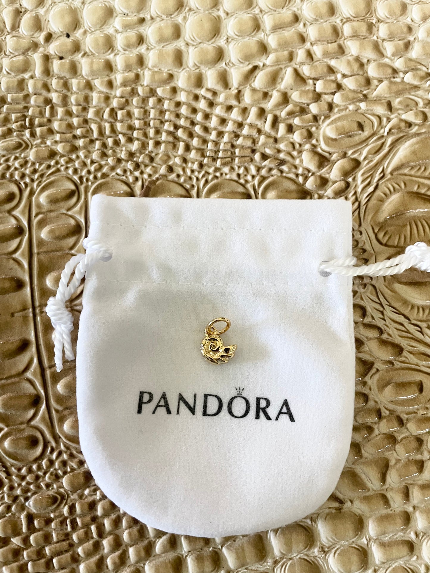 Authentic Pandora Disney The Little Mermaid Enchanted Shell Dangle Charm S925 ALE 762685C01