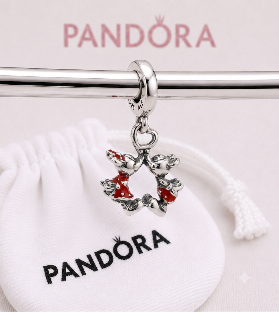Authentic Pandora Disney Mickey & Minnie Mouse Kissing Dangle Charm S925 ALE 790075C01