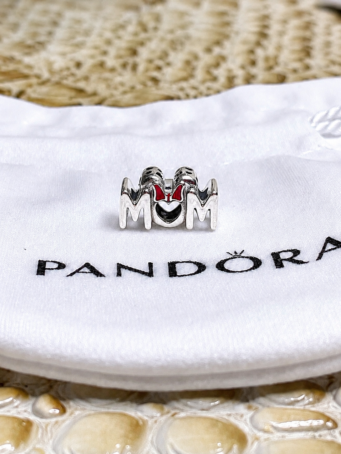 Authentic Pandora Disney Minnie Mouse Bow Mom Charm S925 ALE 799363C01